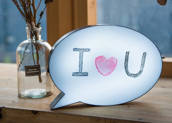 Acryl-LED dünne der Leuchtkasten des Restaurant-beleuchten oben Sprache-Blase schreiben auf Lightbox